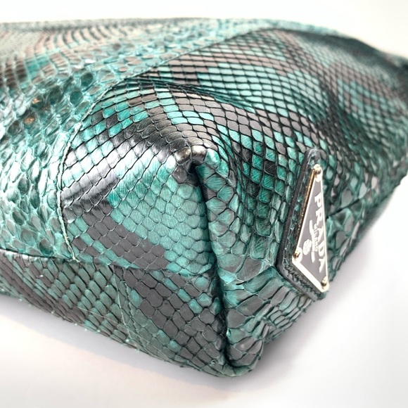 Rare Prada oversized clutch purse in genuine green python snakeskin leather nwot - Picture 12 of 16